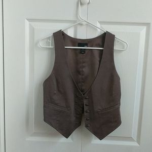 Vest Button Down